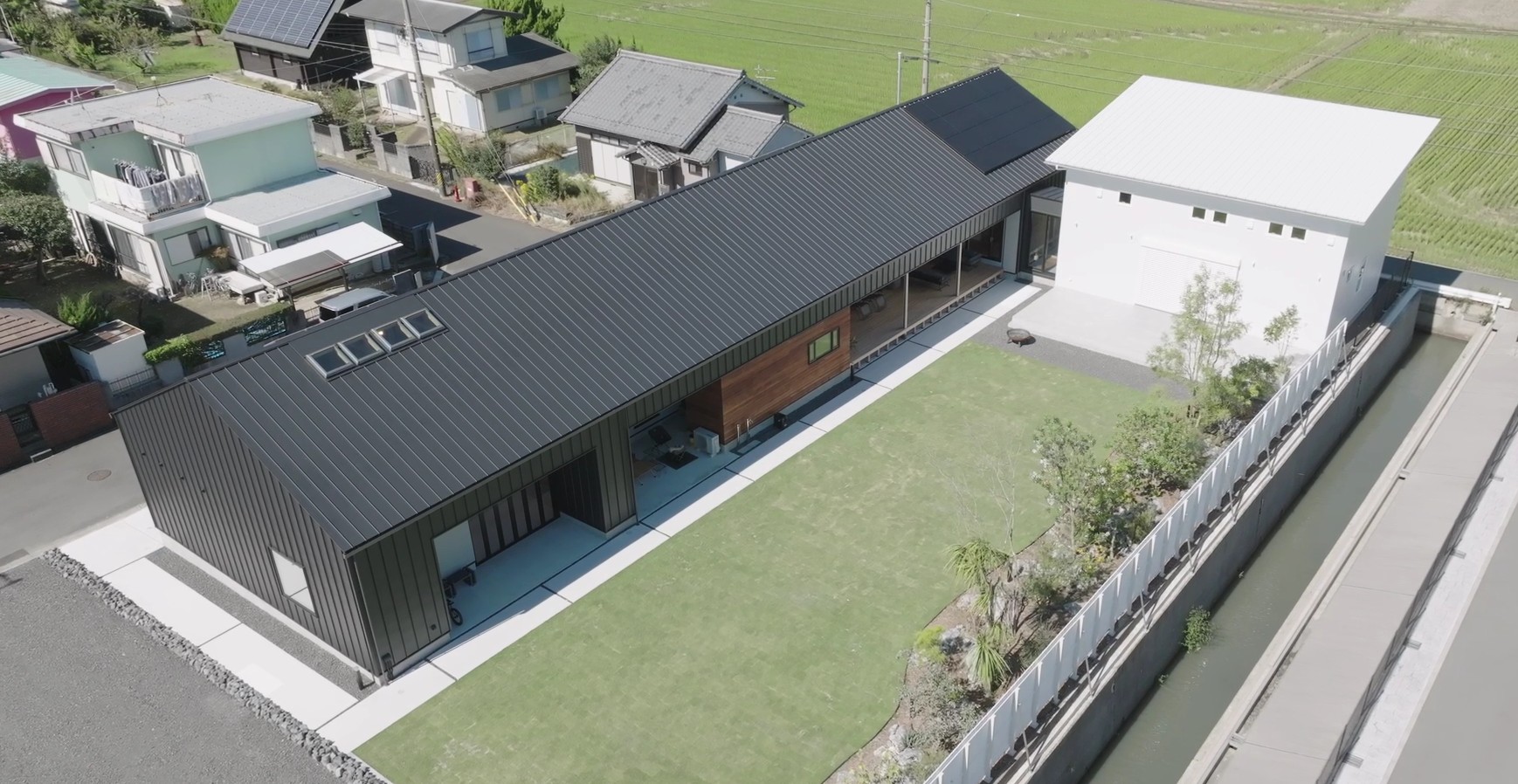 名古屋・愛知の企業PR動画や採用動画向けのドローン空撮・映像制作イメージ