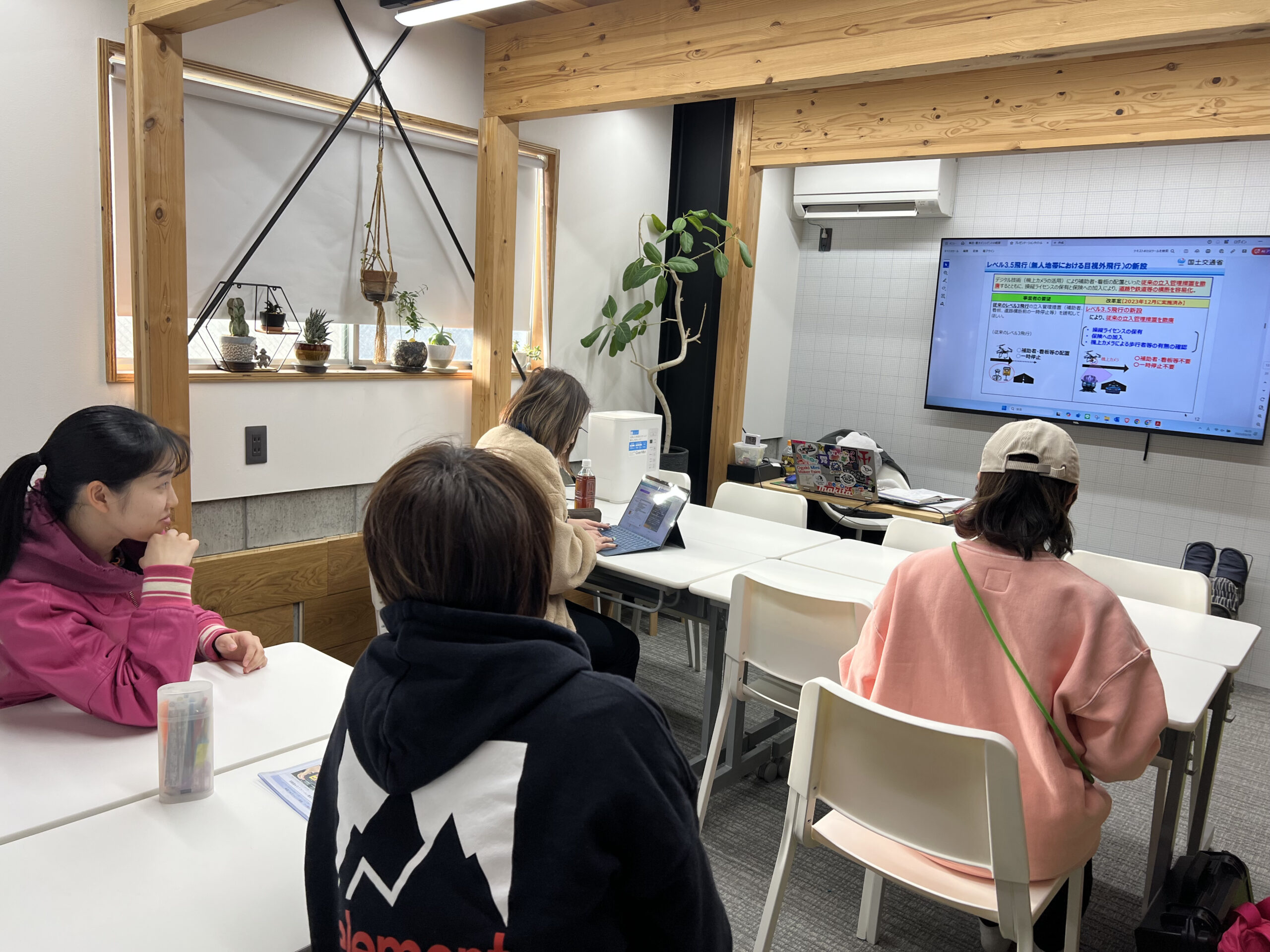 国家資格受験対策講習の学科講習風景